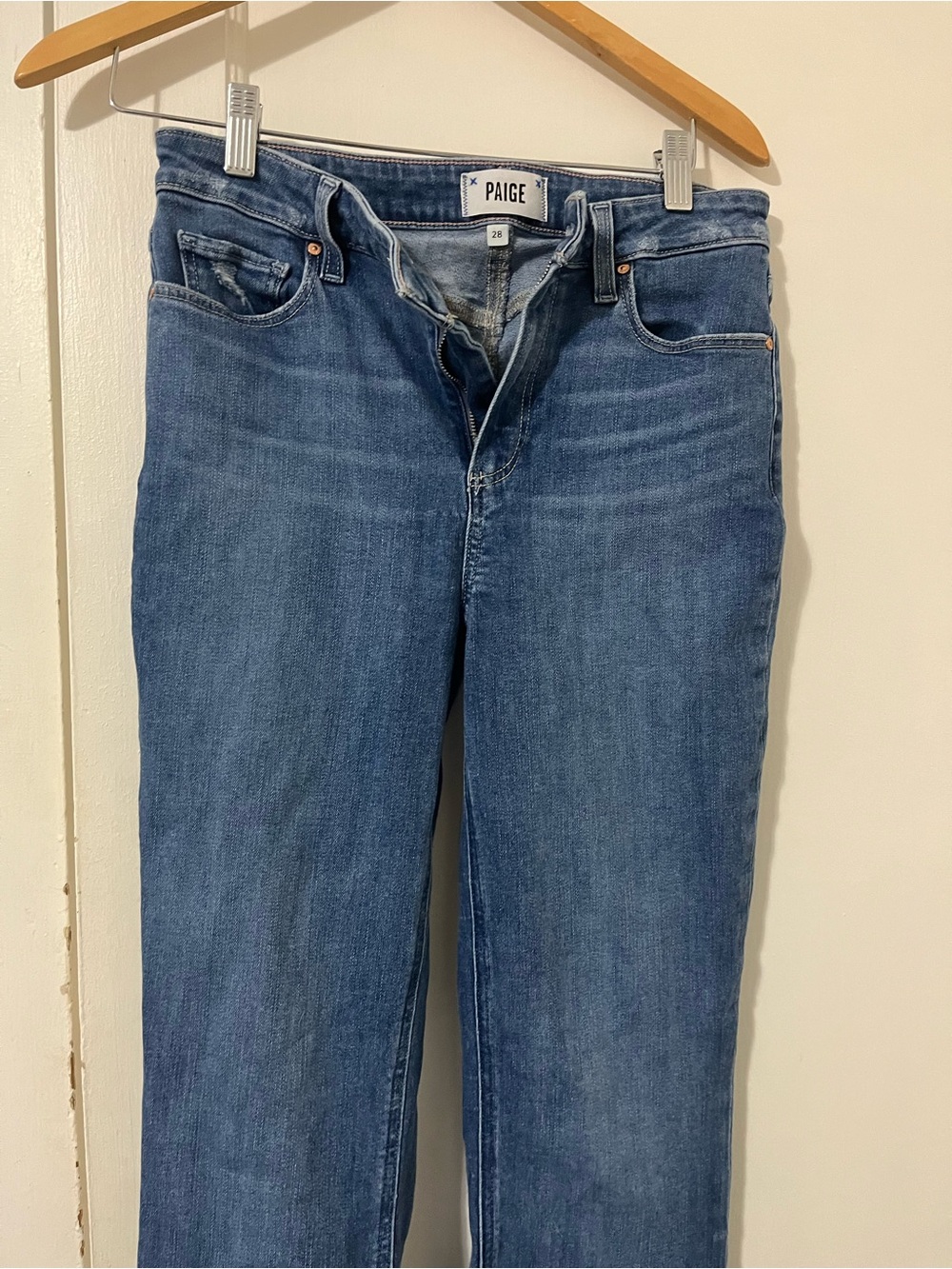 PAIGE Laurel Canyon flare  Jeans in Mid Blue Wash